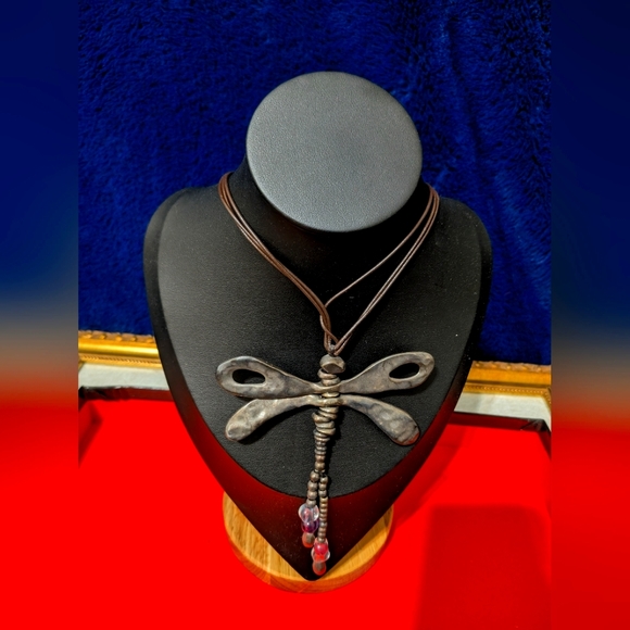 Uno De 50 Dragon Fly Necklace 26 Inch